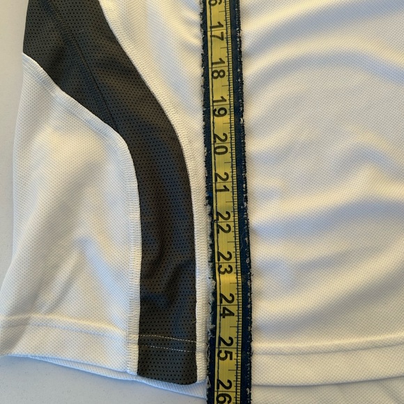 Brooks White Sleeveless Running Tank with Black Accents Medium - Picture 8 of 9